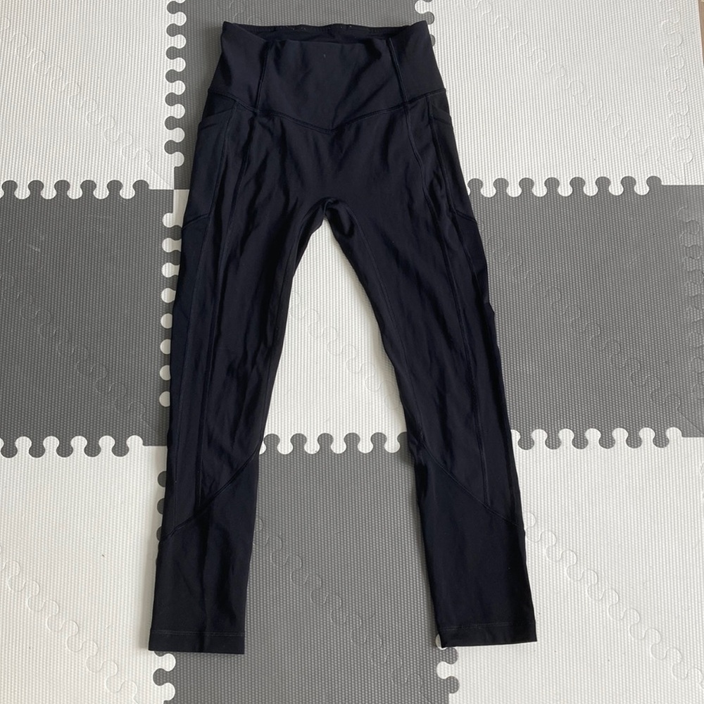 Lululemon high-rise tight 25”